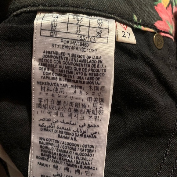 Guess Black Jeans with Flowers - Picture 6 of 7